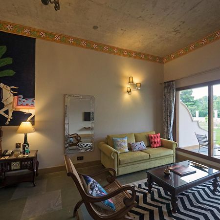 Tree Of Life Resort & Spa Varanasi Bagian luar foto